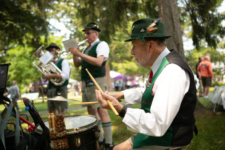 Outdoor wine festival music